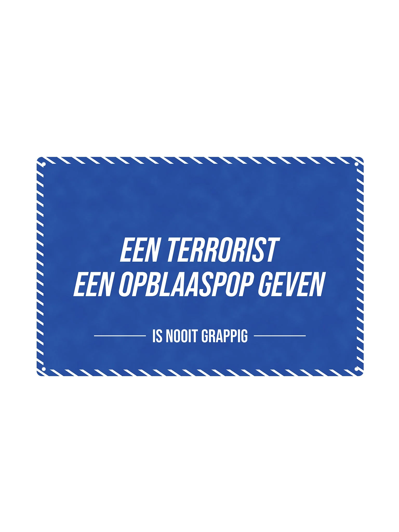 Een terrorist een opblaaspop geven - Is Nooit Grappig